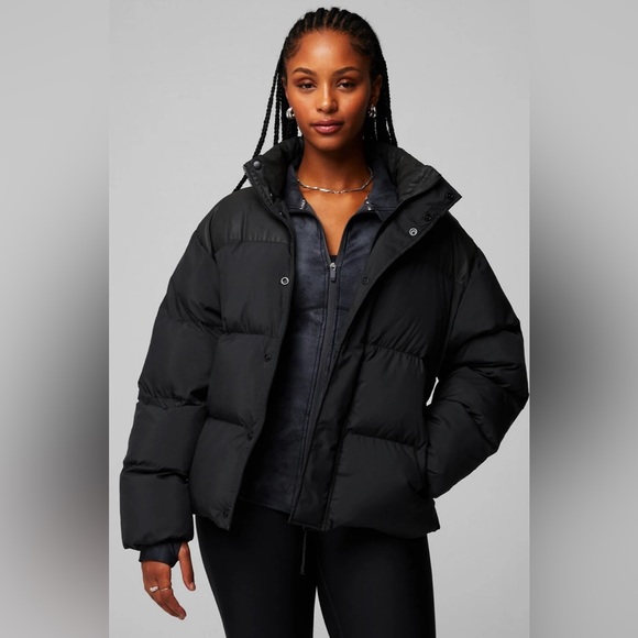 Fabletics Essential Puffer - Picture 4 of 5